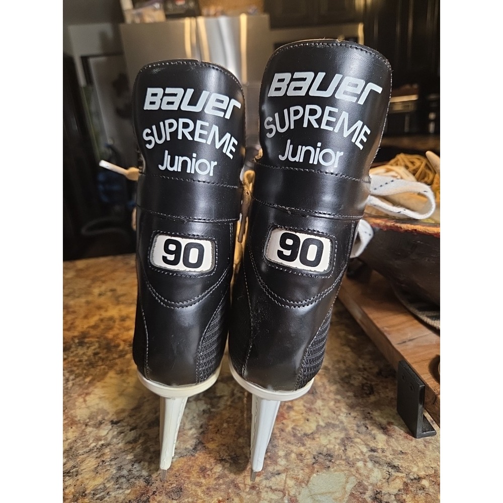 Vintage  Bauer Supreme Junior 90 Hockey Skates, 6.5, 5D Canstar,ice Skates